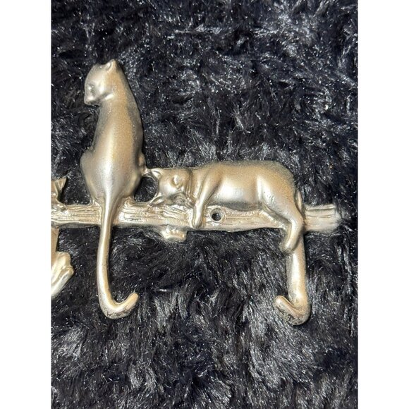 Solid Cat Wall Hook Hanger Featuring Four Playful Cats On A Branch - Picture 4 of 8